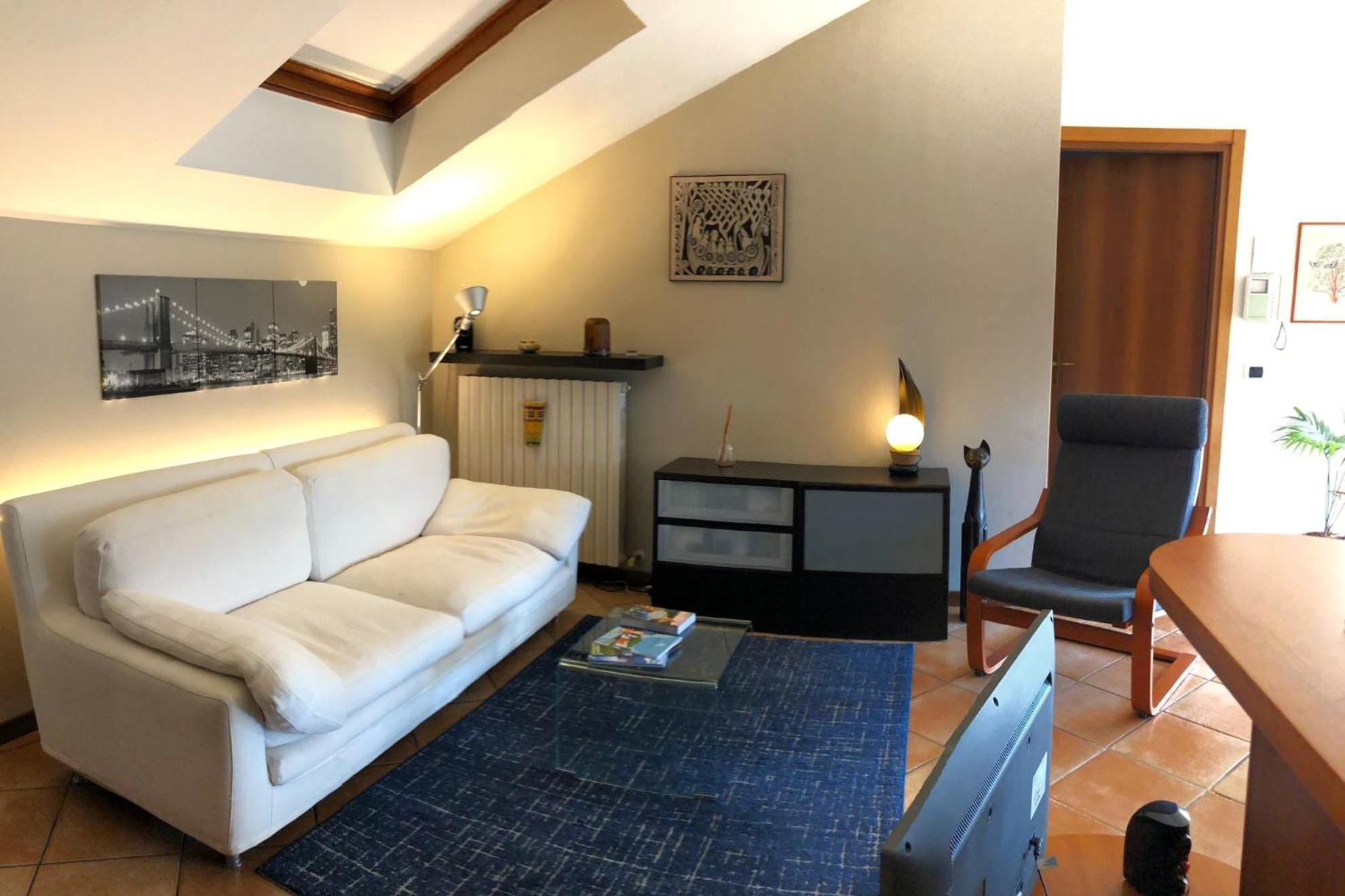 Bright Penthouse Close To Center With Terrace And Lake View Lecco Bagian luar foto